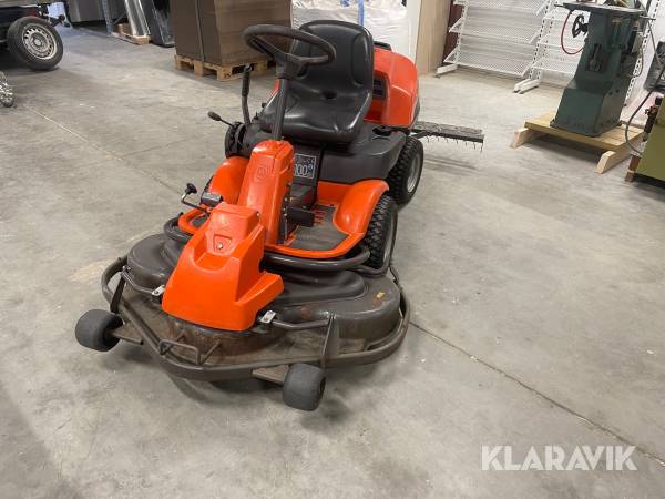 Plæneklipper Husqvarna R175 med rive