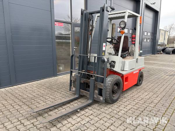 Truck Nissan PHO2A250