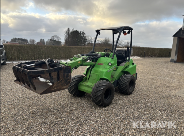 Minilæsser Avant Staldkat 630 med siloklo