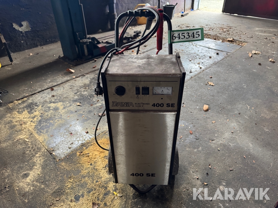 Lader Dania 400 SE 12/24 Volt