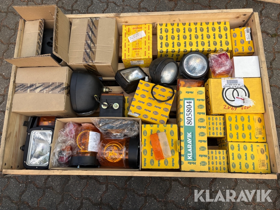 Lot:Lygter Hella Bosch Cobo Hidromek cirka 25 styk rotorblink og blandede lygter