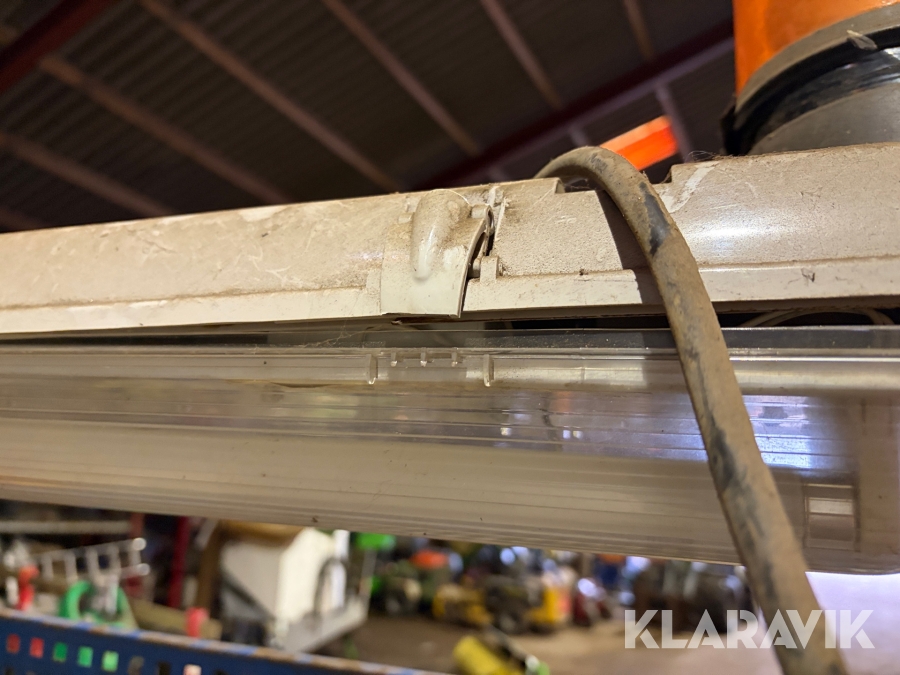 Værksstedsbord, Aalborg, Klaravik auktioner