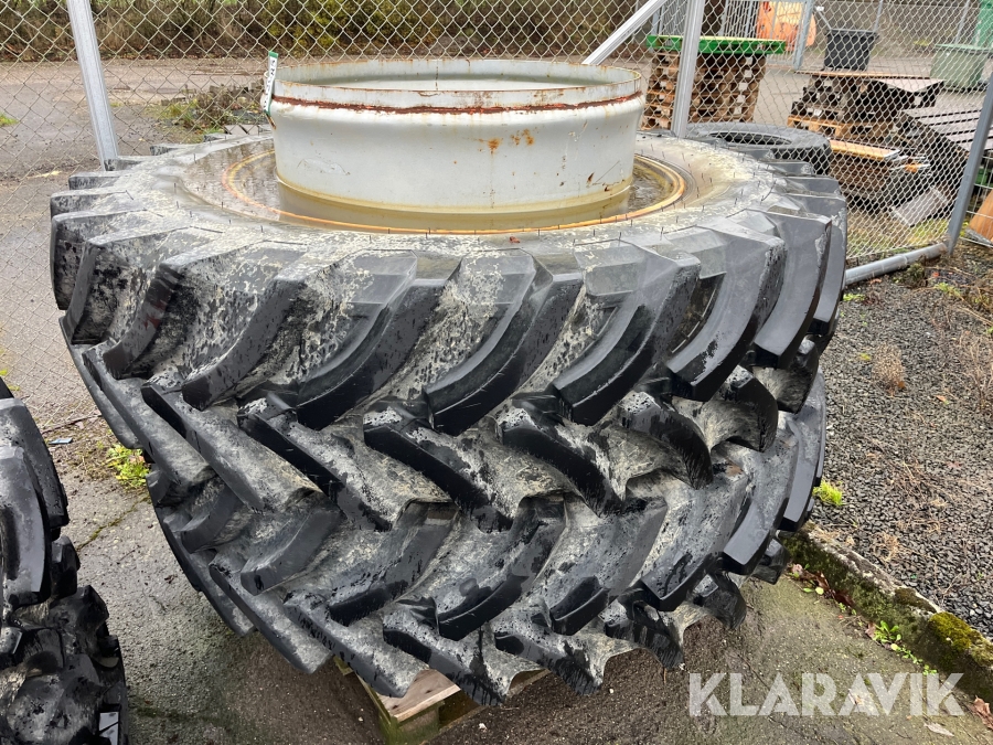 Tvillingehjul Petlas TA-110 2 styk - 520/85R46 med klemmer