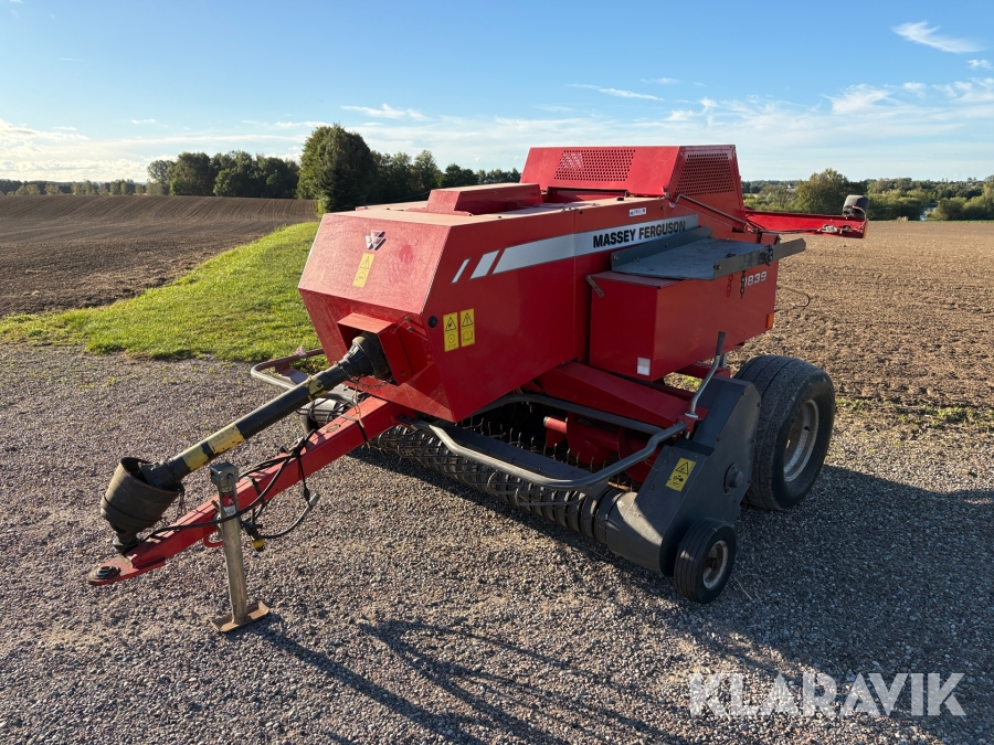 Ballepresser Massey Ferguson 1839