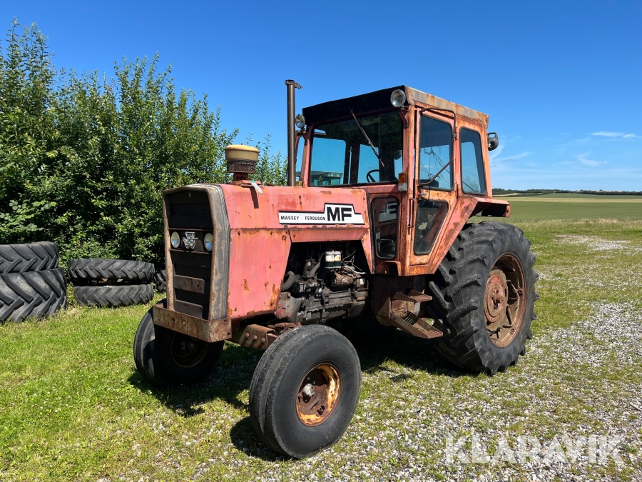 Veterantraktor Massey Ferguson MF 1135