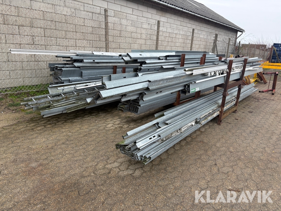 Skillerums lægder af stål og aluminium