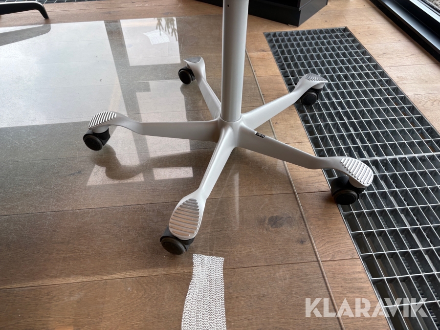 Kontormøbler Kiti square og andre