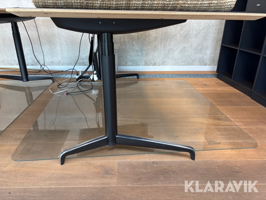 Kontormøbler Kiti square og andre