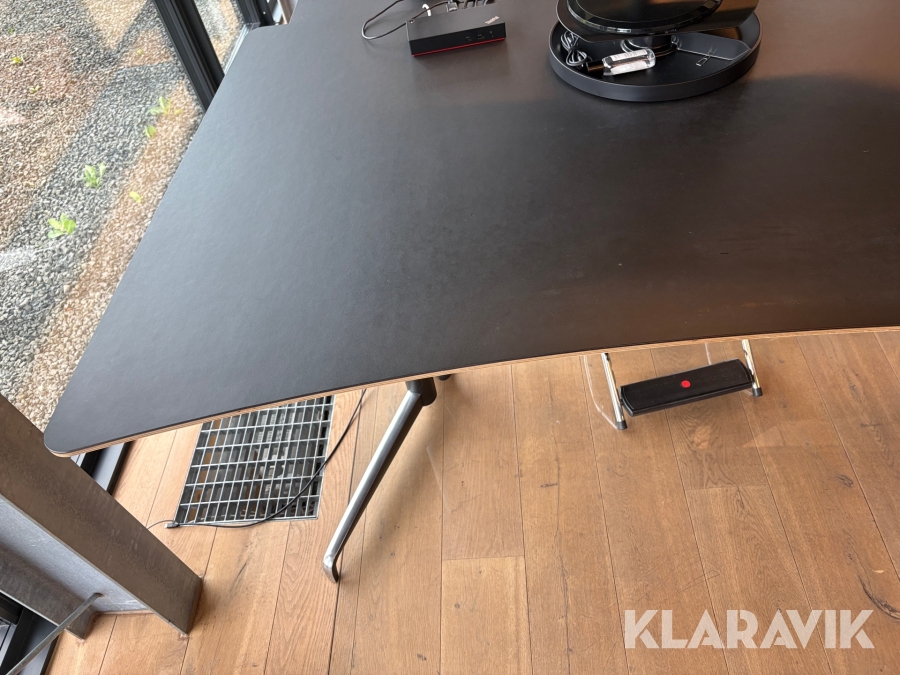 Kontormøbler Kiti square og andre