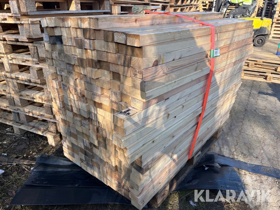 Lægter cirka 200 styk