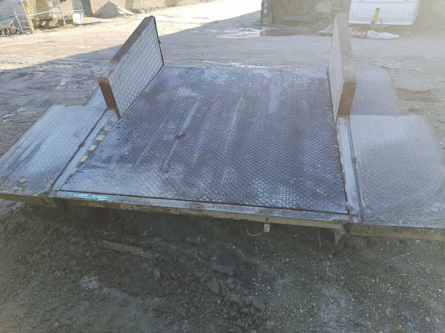 Hafa rampe med klapnæb / Læssebro