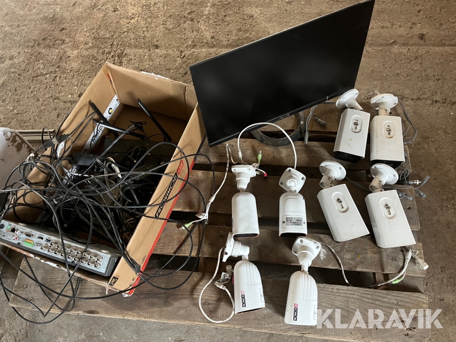 Komplet overvågningssystem 8 kameraer, skærm og harddisk