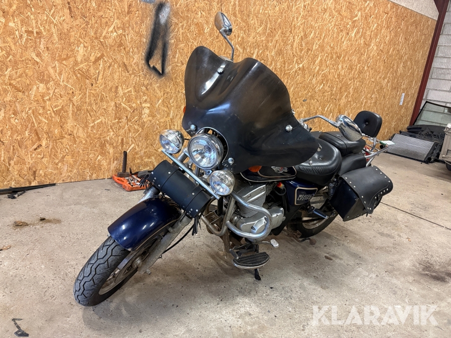 Motorcykel Lifan LF250-4