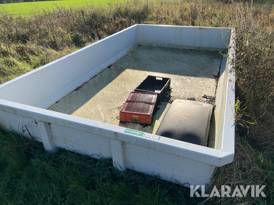 Jern kar 450x250cm med afløbhul