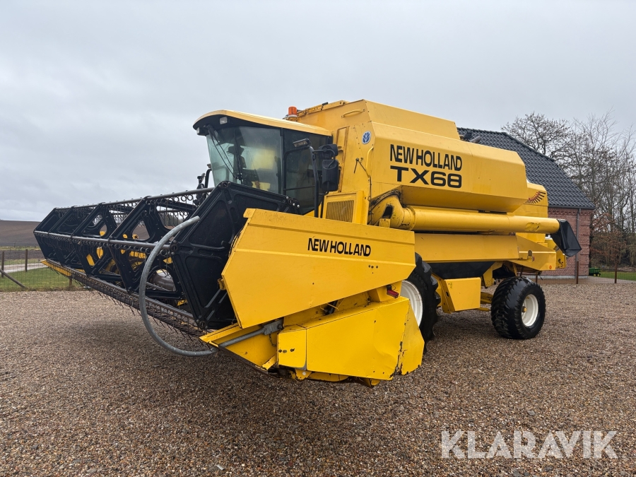 Mejetærsker New Holland TX66/TX68 med skærebord & vogn