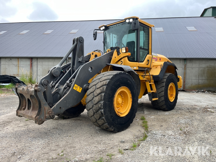 Gummiged Volvo L120G