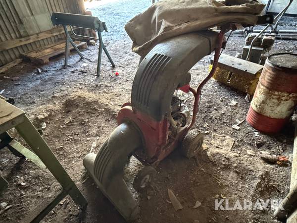 Løvsuger MTD 247-315A678