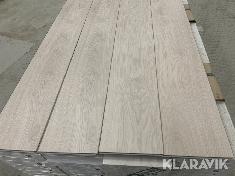 Gulv Design Boden VE44 Eiche Kalmar cremehvid SPC-gulv cirka 115 m²