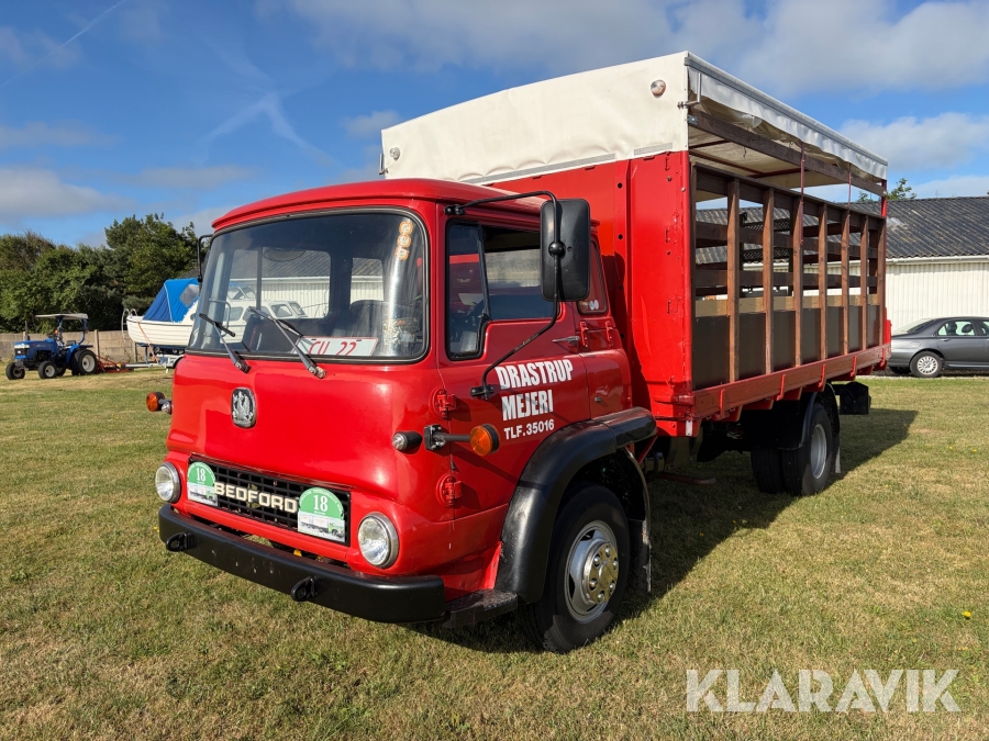 Studentervogn Veteran Bedford EJL KC02