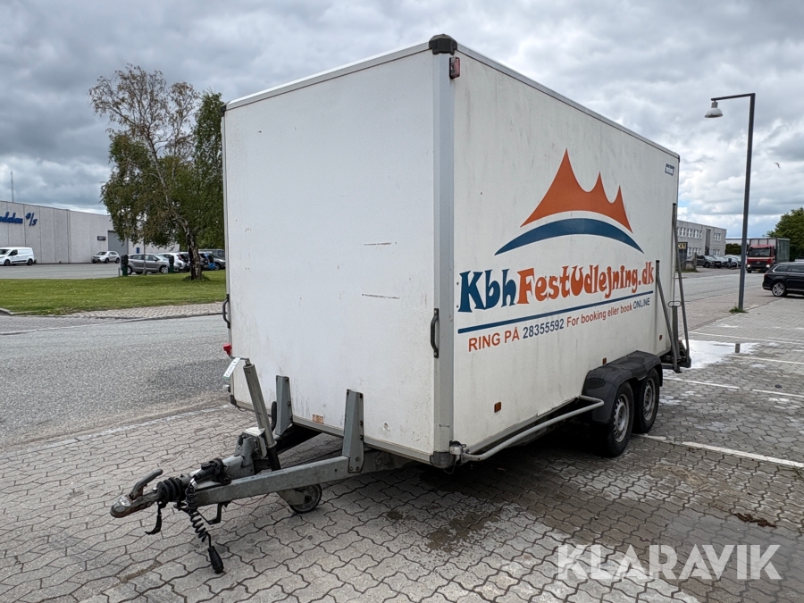 Lukket trailer Variant 2700C6