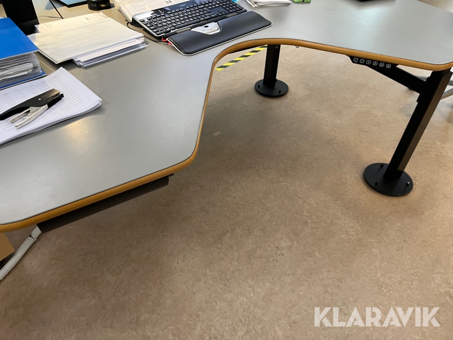 Hæve/Sænke borde 2 styk