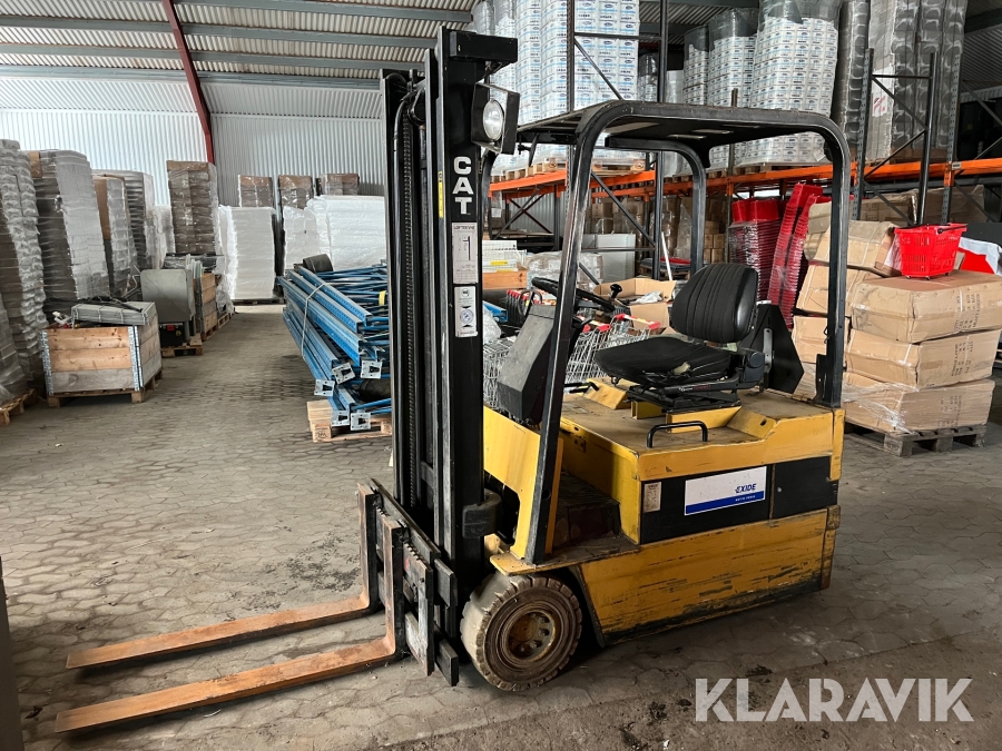 Gaffeltruck Caterpillar F35 