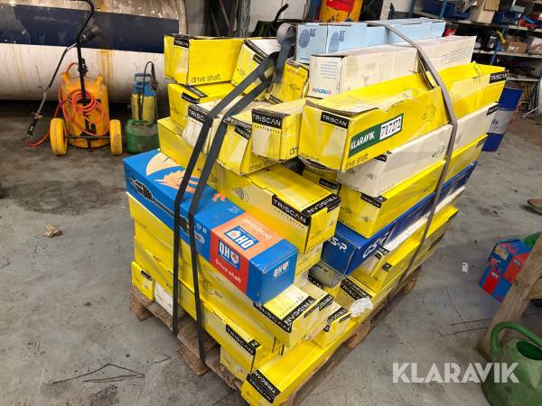 Assoteret trækaksler Triscan - cirka 50 styks