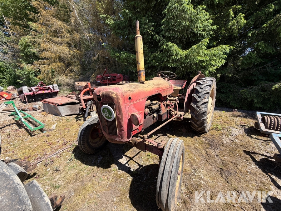 Veterantraktor David Brown Implematic 880E