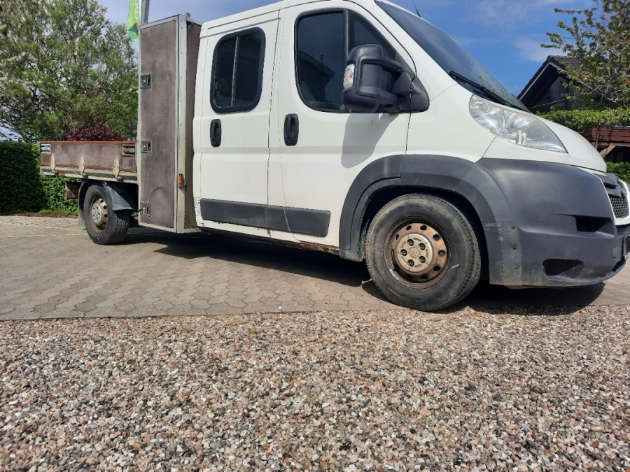 Varebil må trække 3000 kg