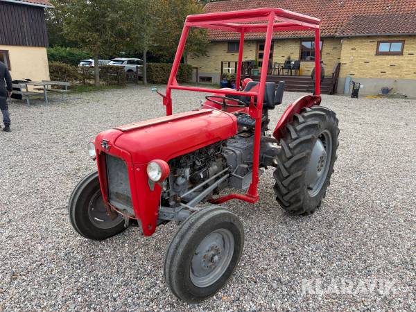 Veterantraktor Massey Ferguson 35