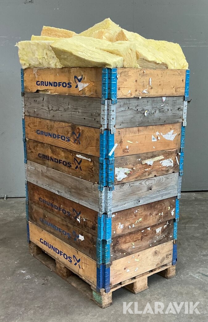 8 paller isolering inkl paller/pallerammer