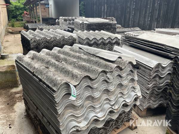 Blandet lot med tagplader -omkring 1200 styk