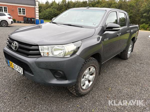 Pickup Toyota Hilux - 2,4 D-4D double cab 4x4