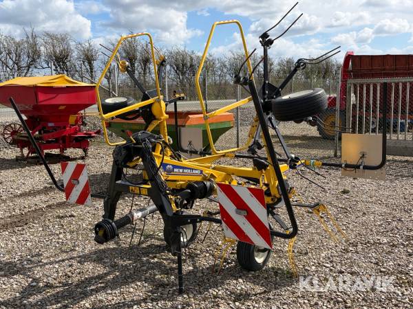 Høvender New Holland Proted 250