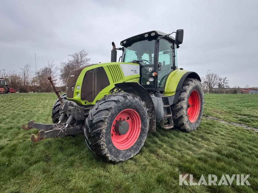 Traktor Claas Axon 830