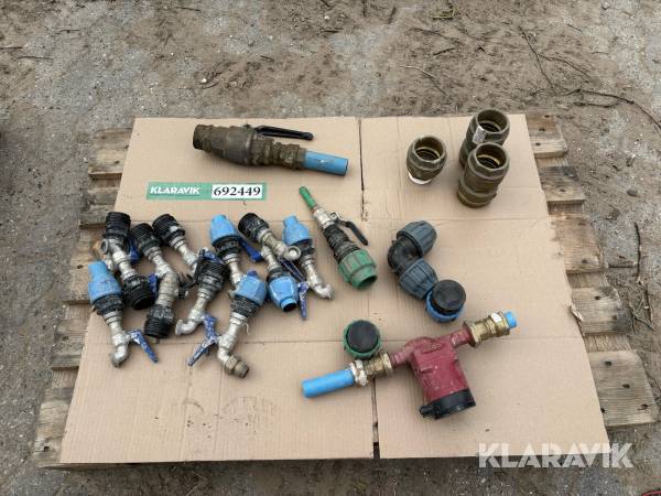 Parti vand-/PE fittings og ventiler