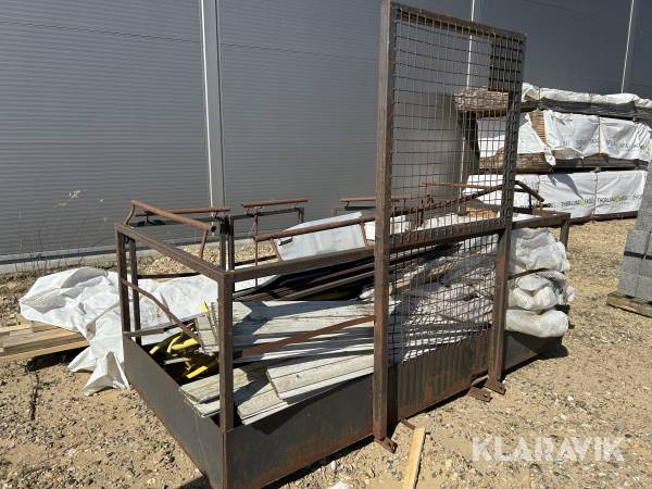 Mandskabskurv til lift