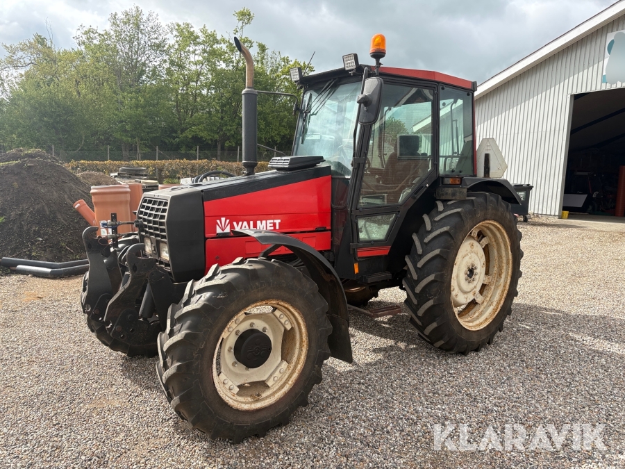 Traktor Valmet 665
