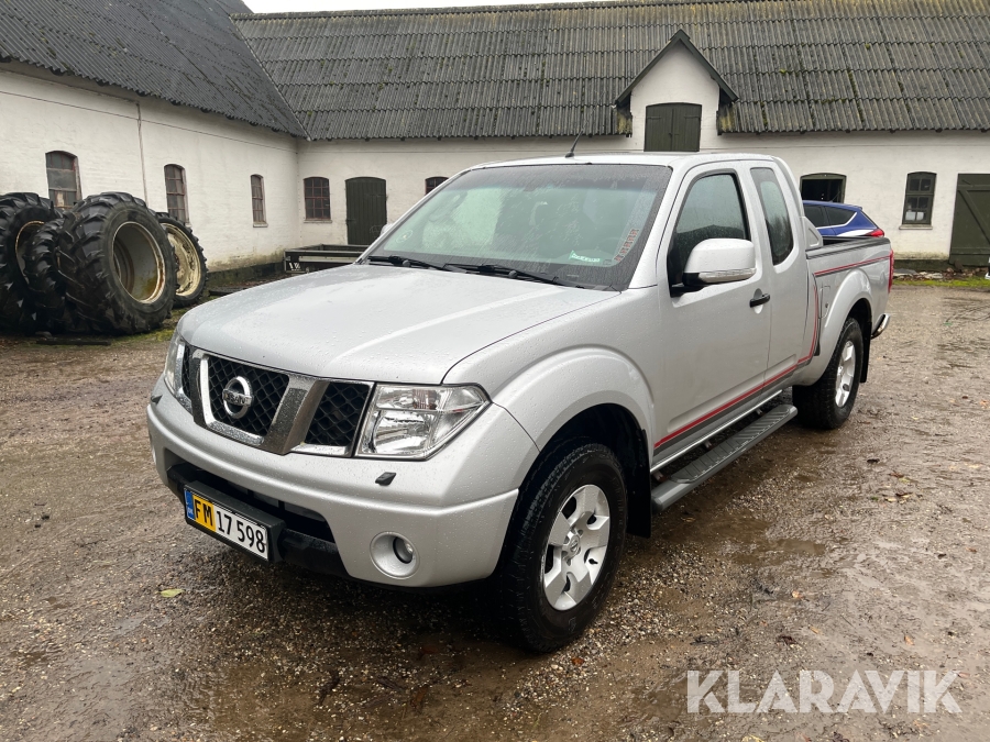 Varebil Nissan Navara 2.5 DCI King cab 4wd