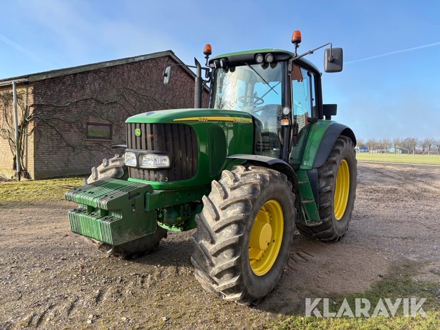 Traktor John Deere 6920