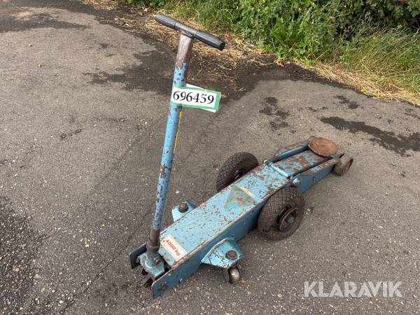 Donkraft AC HYDRAULIK 4000 kg.