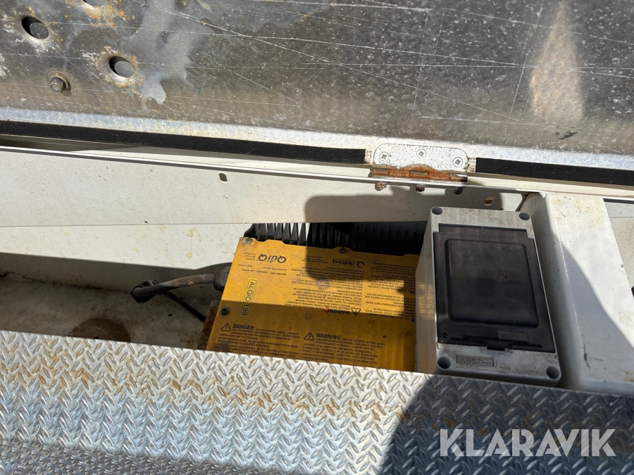 Trailerlift Omme Lift 1830EX