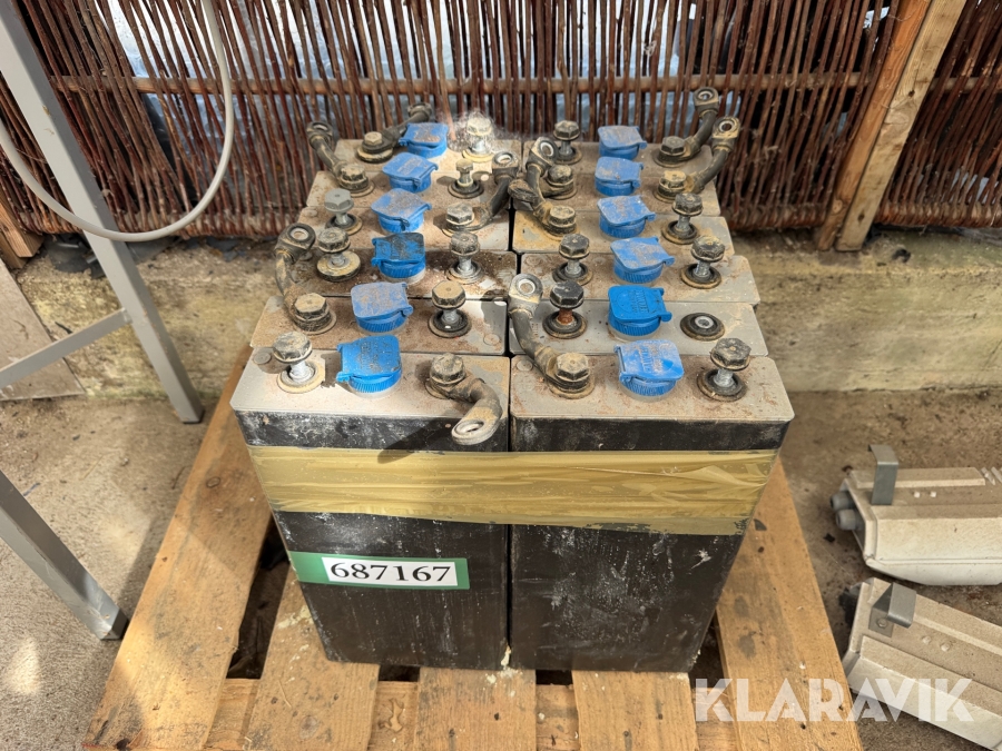 Truck batterier Hawker 