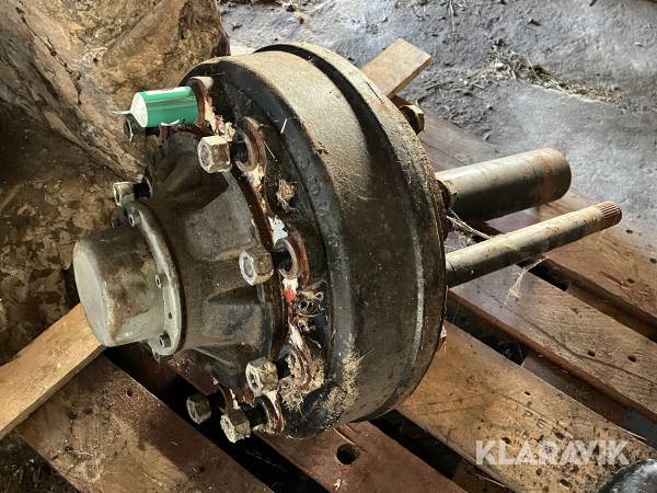  Aksel New Holland 4900 til halmpresser