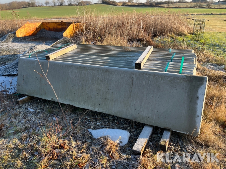 Betonelementer 16 styk