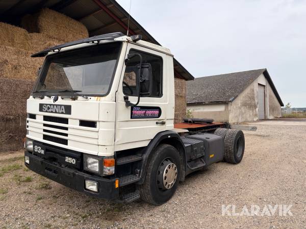 Veteranlastbil Scania 93M 250
