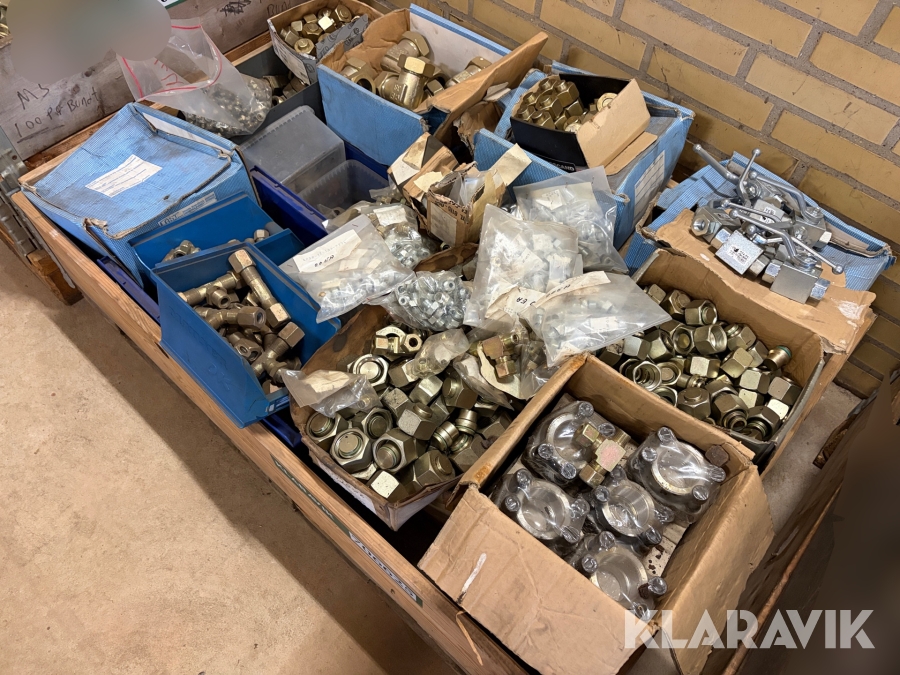 Lot - Fittings, SAE flanger, og kuglehaner - 1 palle