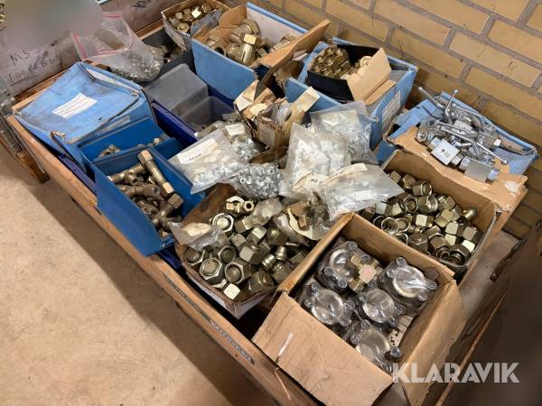 Lot - Fittings, SAE flanger, og kuglehaner - 1 palle
