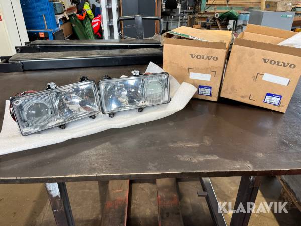 Forlygter til lastbil Volvo