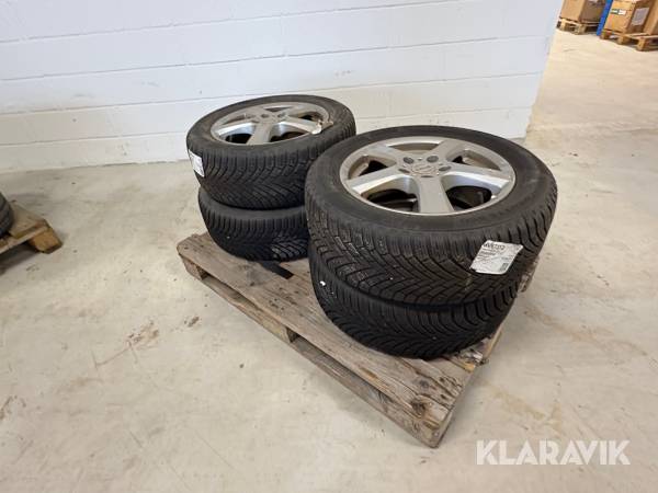 Alufælge med vinterdæk Enzo/Continental TS860 4 styk